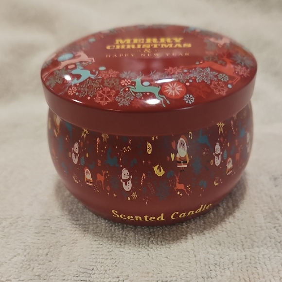 Other - ♥️♥️♥️ Holiday Scented Candle - Red